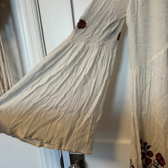 Free People Te Amo Floral Embroidered Bell Sleeve Ivory Mini Dress Size XS - Picture 4 of 9